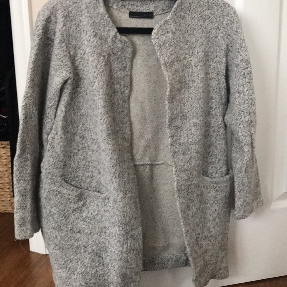 Zara Cardigan / Sweater